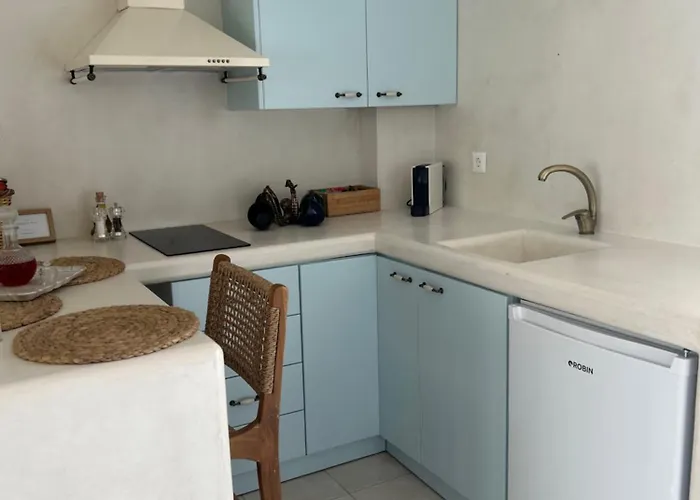 Calliopes By The Sea Boutique Apartament *