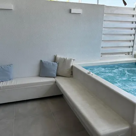 Apartment Calliopes By The Sea Boutique Paralia Dionysiou