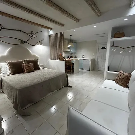 Apartment Calliopes By The Sea Boutique *