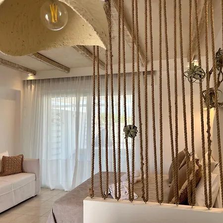 Calliopes By The Sea Boutique * Paralia Dionysiou